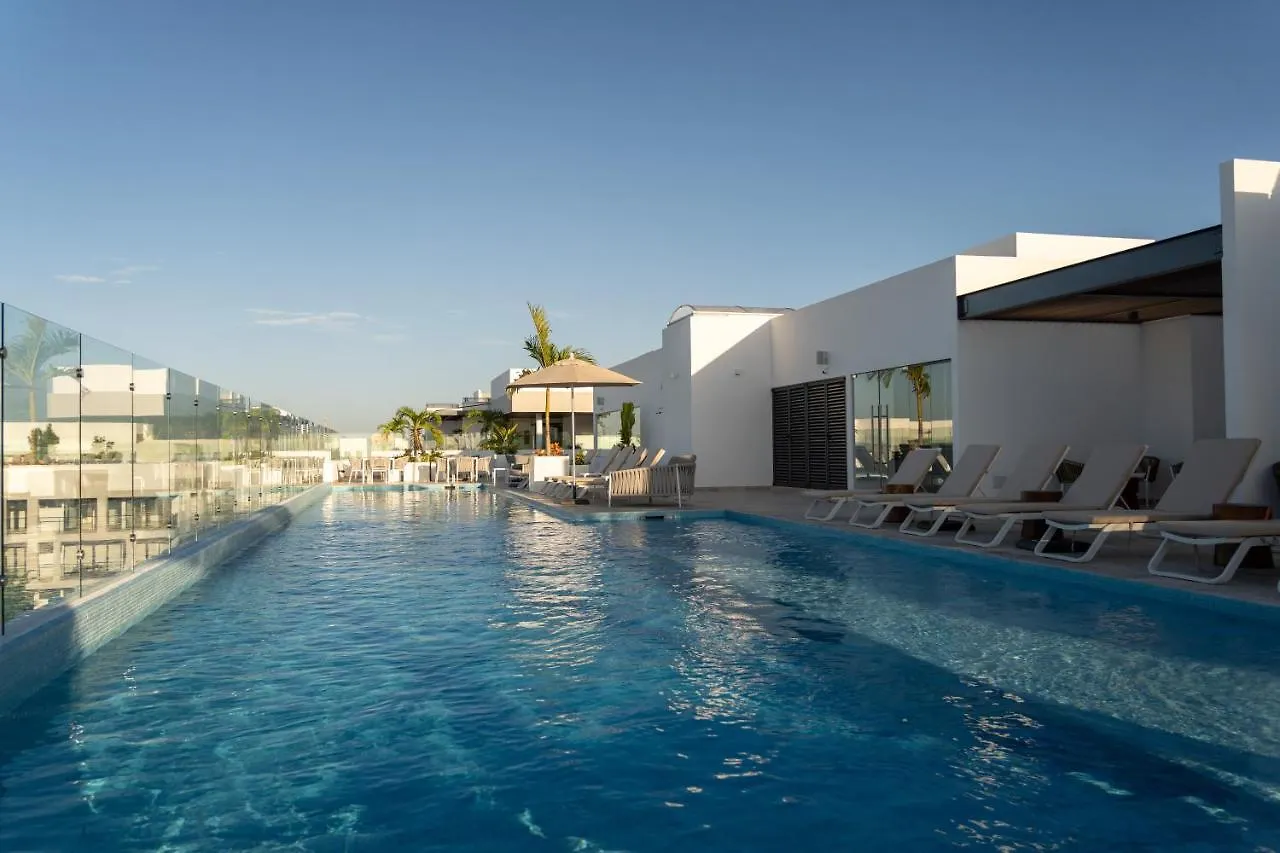 New & Equipped Apartment Steps From The Beach With Pool Jacuzzi By Yeah Playa del Carmen