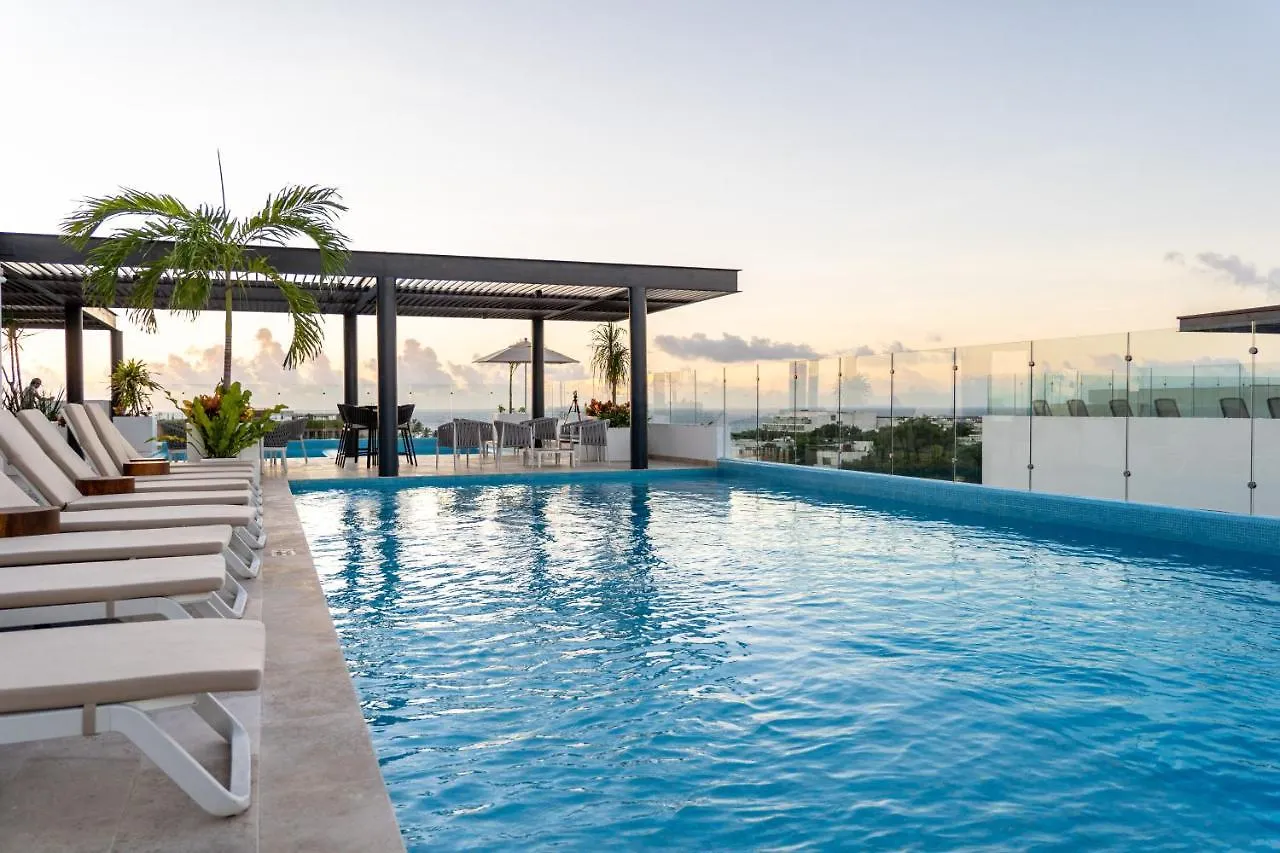 New & Equipped Apartment Steps From The Beach With Pool Jacuzzi By Yeah Playa del Carmen