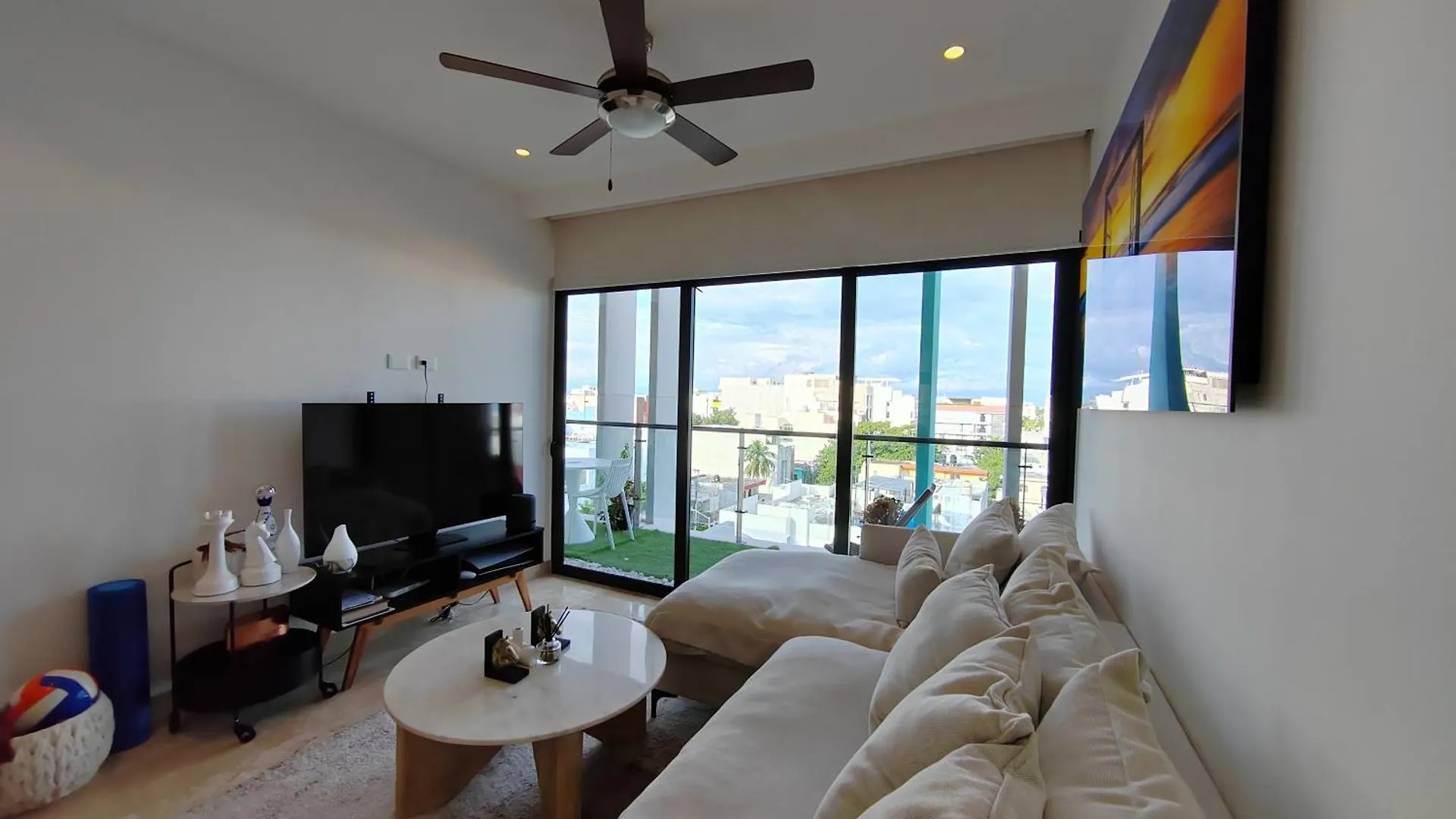 New & Equipped Apartment Steps From The Beach With Pool Jacuzzi By Yeah Playa del Carmen 0*,  Meksika