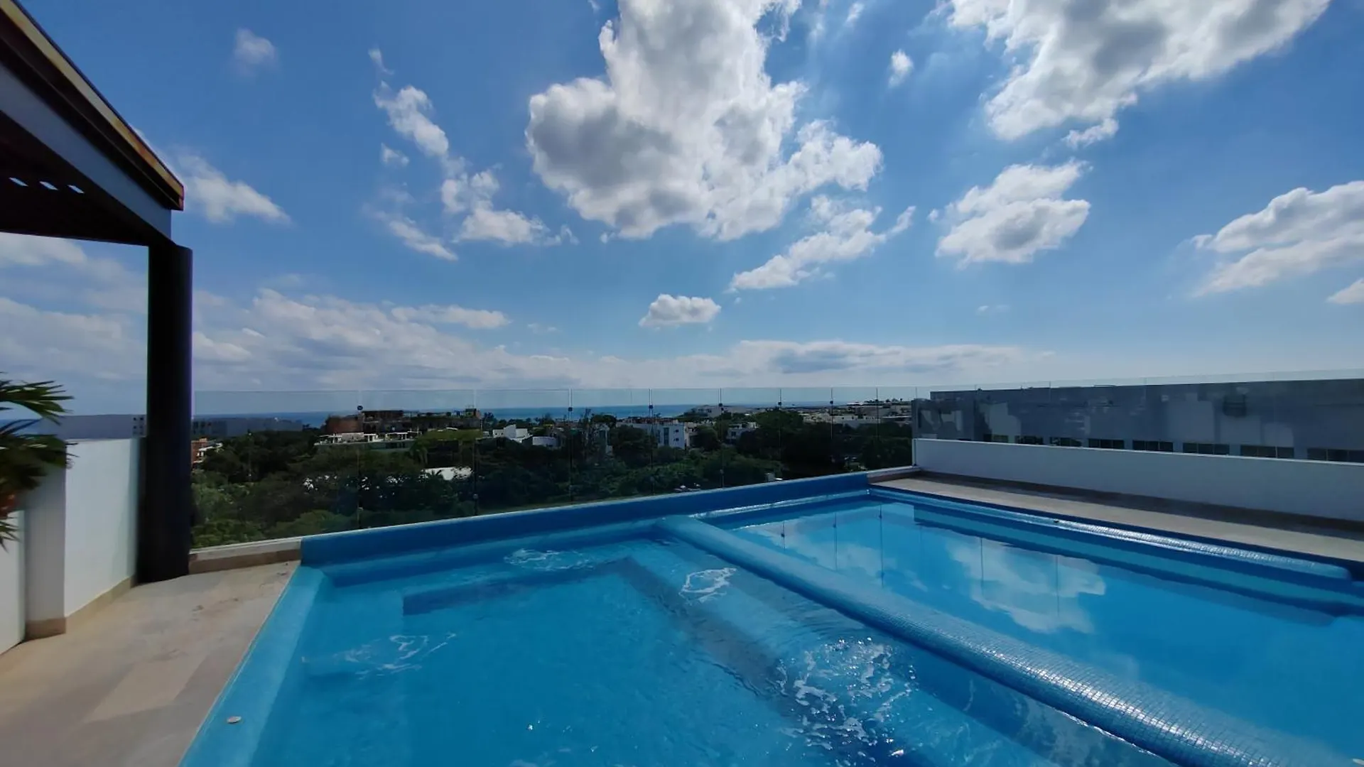New & Equipped Apartment Steps From The Beach With Pool Jacuzzi By Yeah Playa del Carmen Meksika